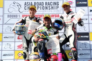 AZLAN BACK TO HIS WINNING WAYS – Idemitsu FIM Asia Road Racing Championship