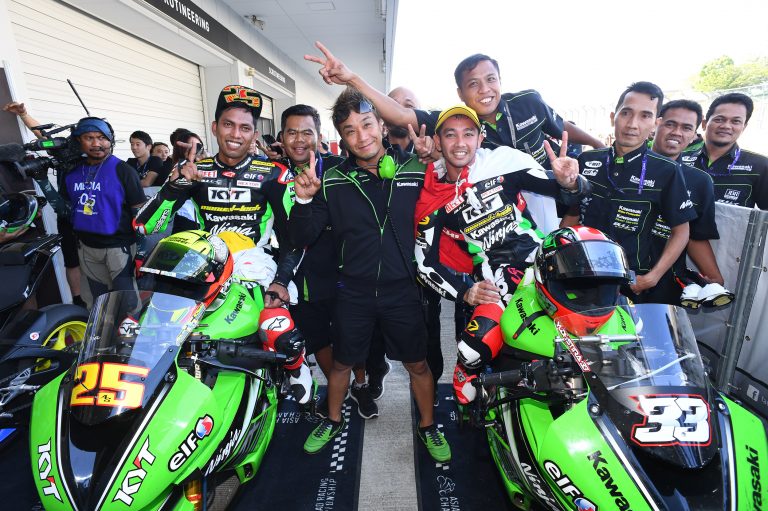 AZLAN SHAKES OFF HIS SUZUKA BLUES TO LEAD A 1-2 FOR MANUAL TECH KYT ...
