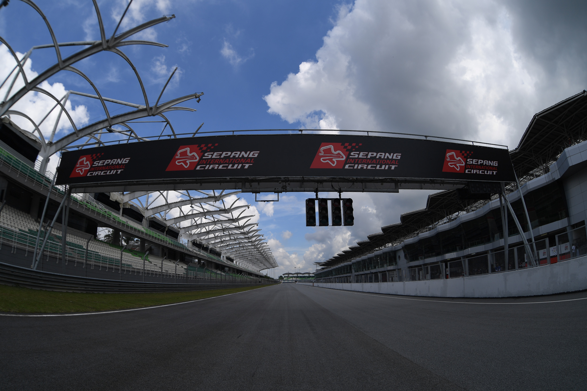 SEPANG MAIN GRANDSTAND CLOSED SPECTATORS TO ACCESS K1 GRANDSTAND AND 