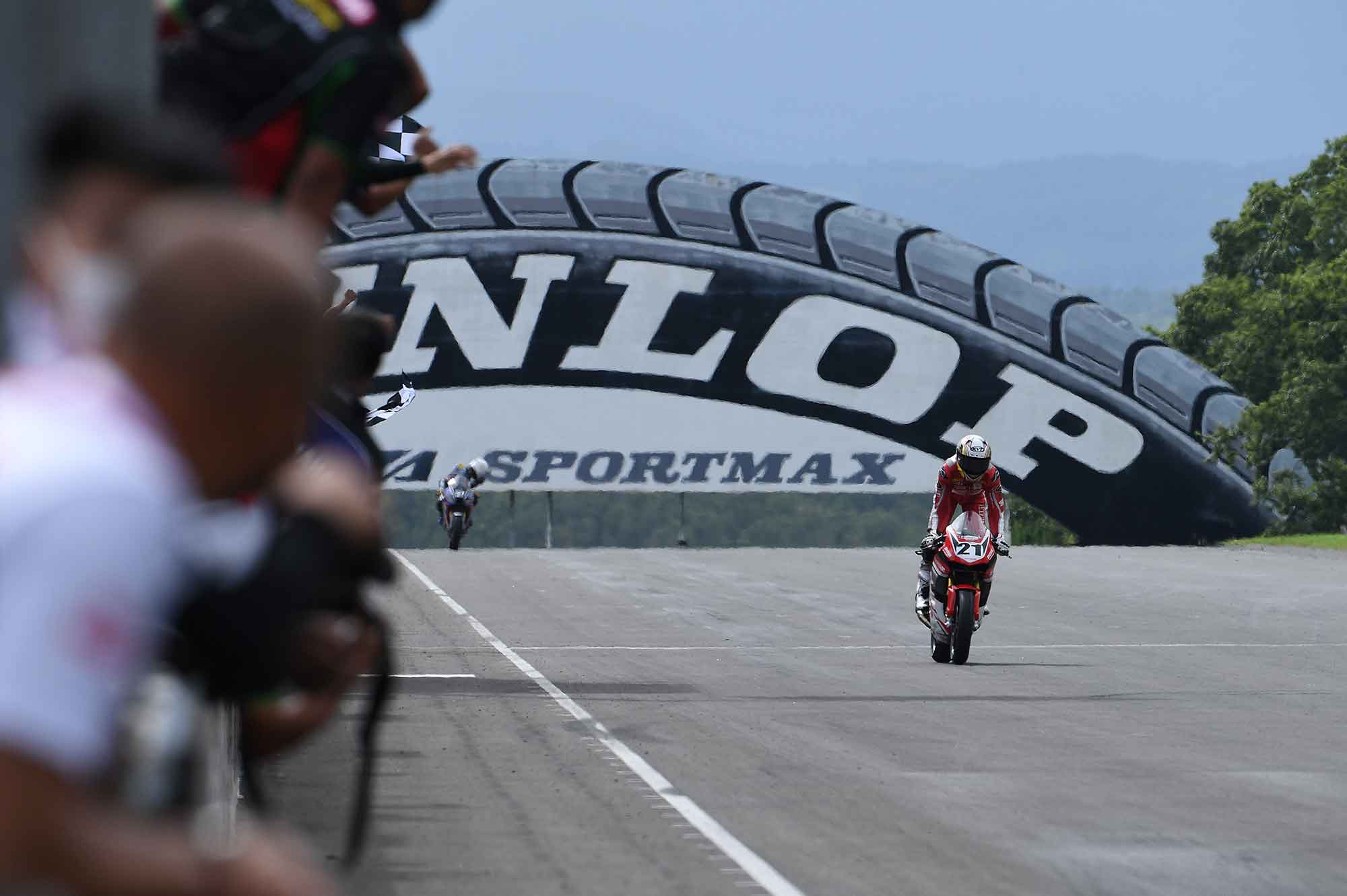 ADENANTA CARVES FIRST VICTORY THIS SEASON