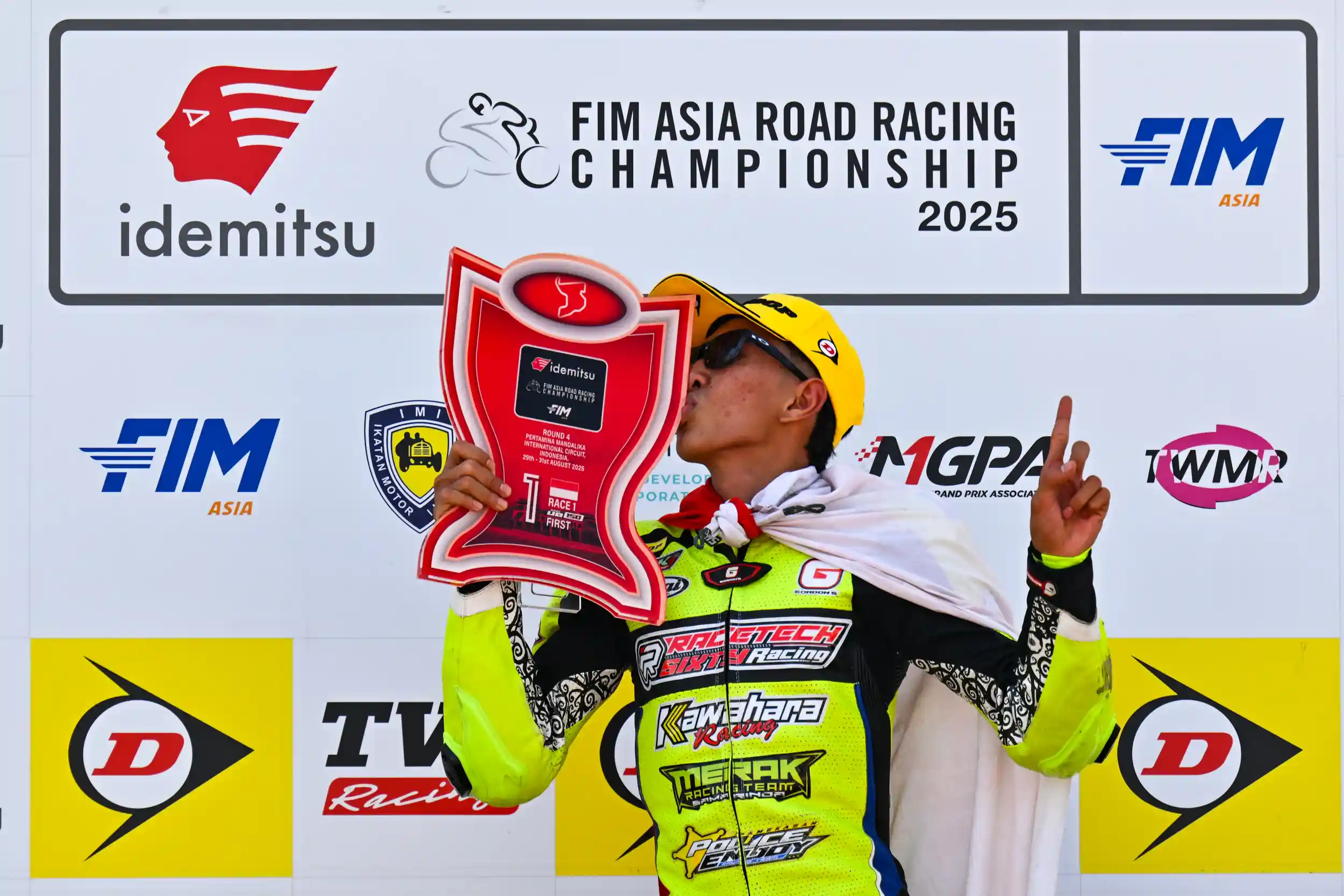 EMOTIONAL WIN FOR DIMAS
