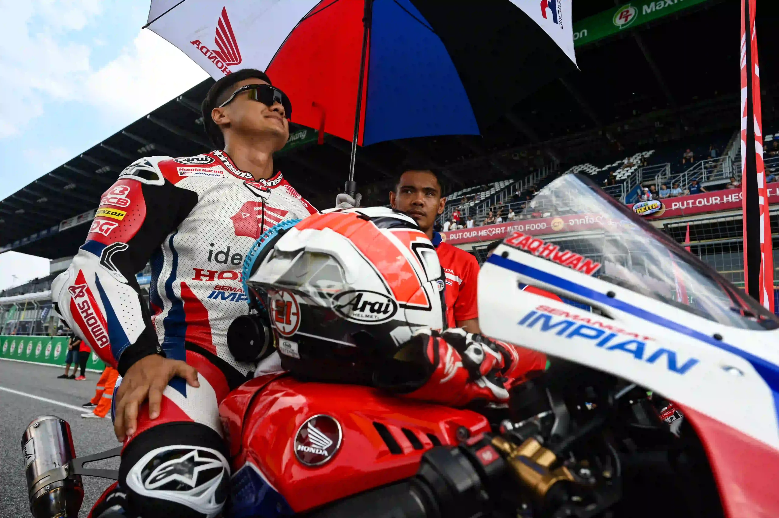 ZAQHWAN: BETWEEN PODIUM AND PAIN