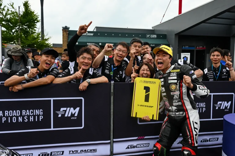 HIKARI COMPLETED THE CLEAN SWEEP